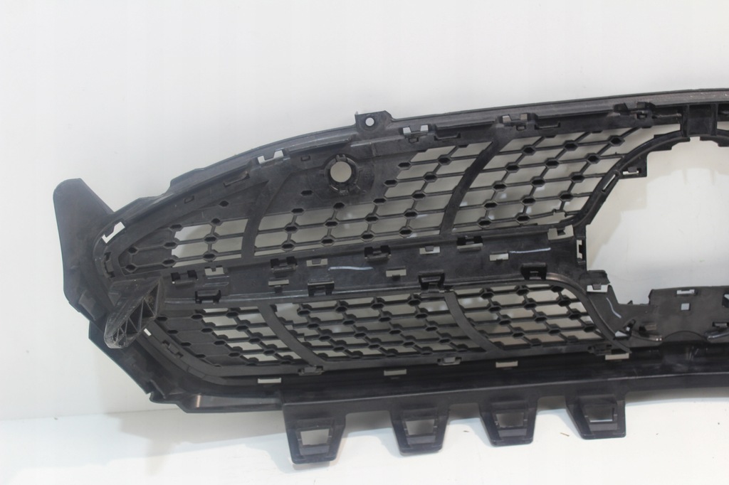 фото №7, Решётка радиатора mercedes cla 118 w118