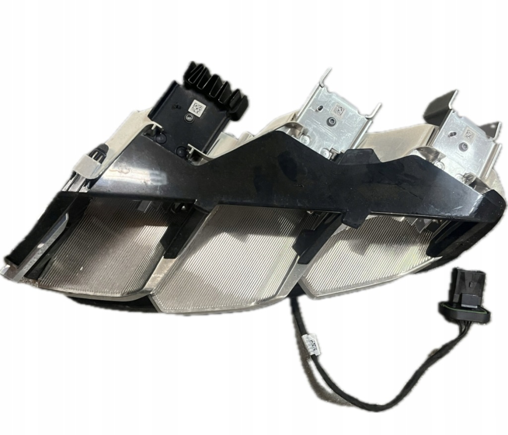 фото №1, Citroen c5 aircross вкладиш лампи світлодіоди блок керування 0549020000