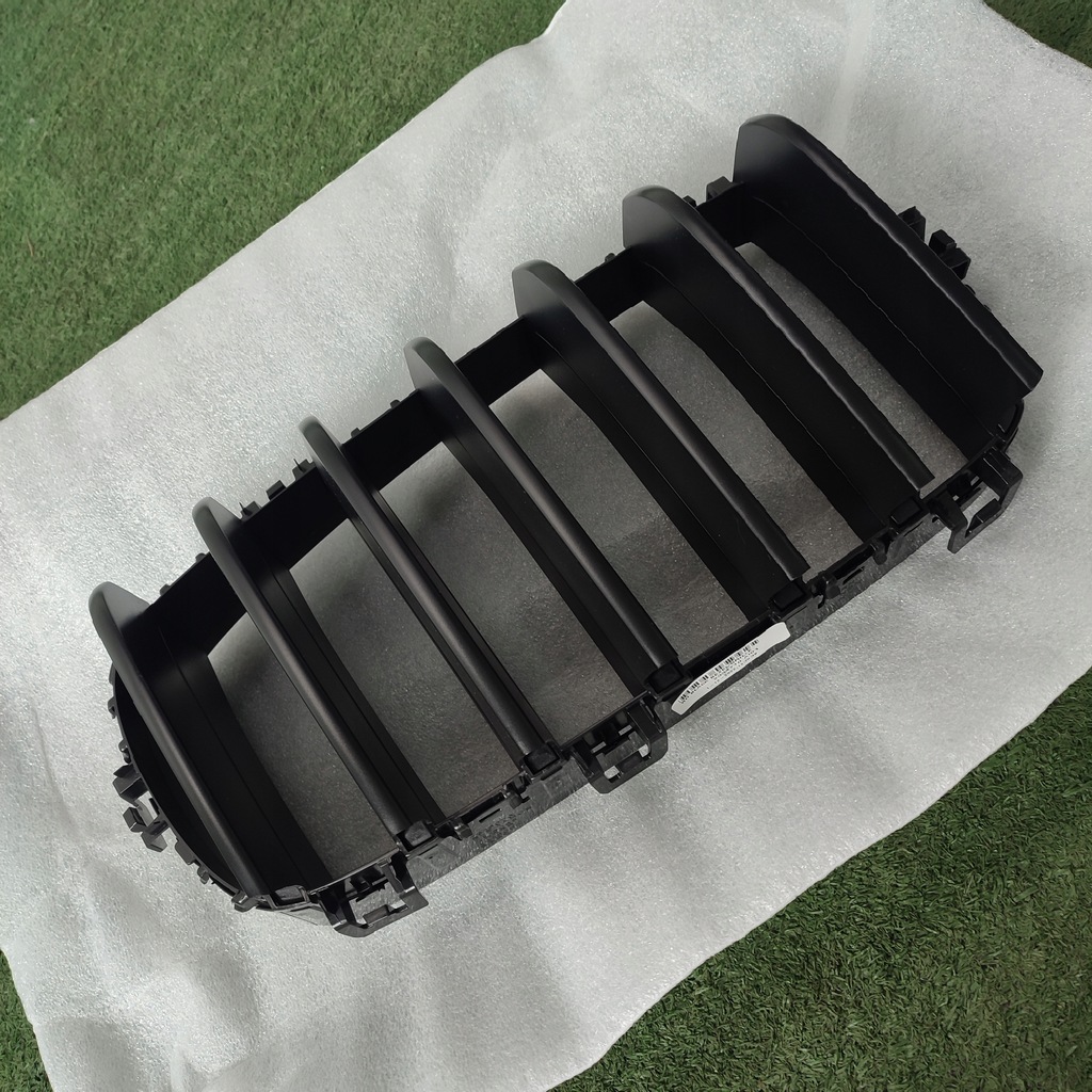 фото №1, Решітка радіатора права решітка радіатора bmw x5 f15 f16 m performance