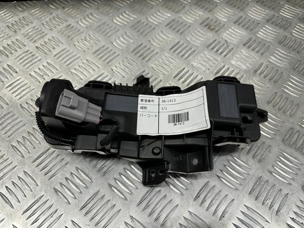 фото №3, Lexus rc 300 rc350 rc200 lift противотуманная фара led свет лампа противотуманный lew