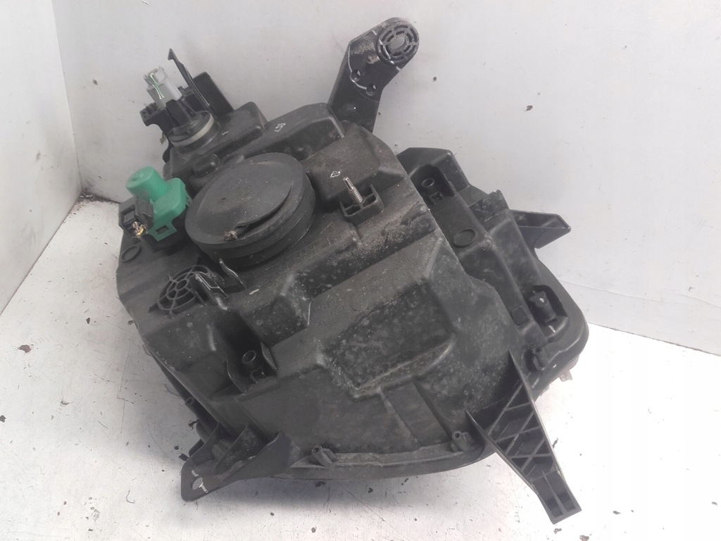 фото №3, Лампа левая перед renault twingo iii 14r- anglik