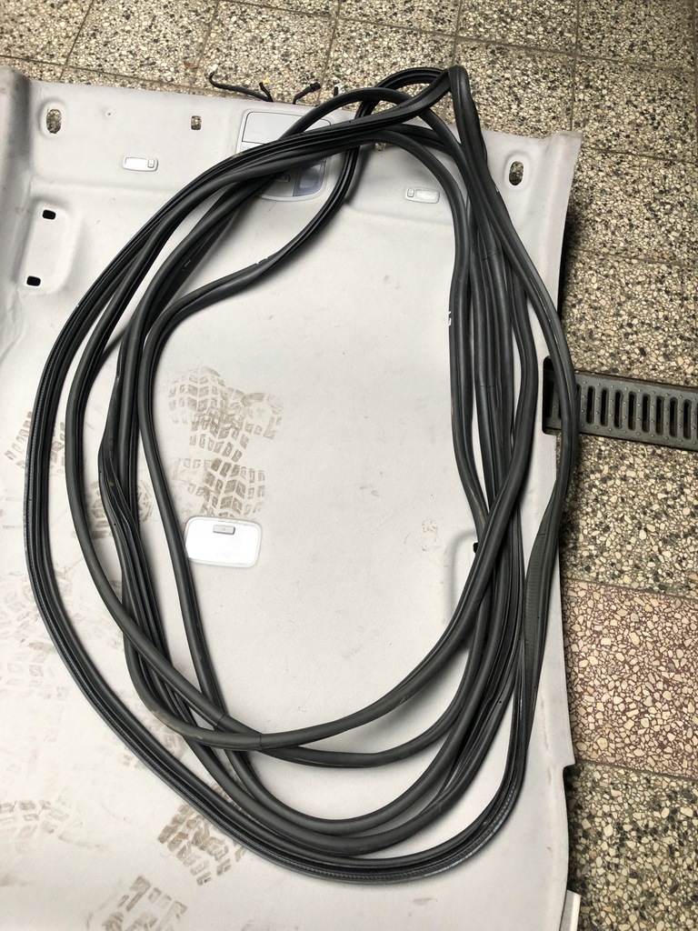 фото №1, Tucson iv 21- ущільнювачі двері