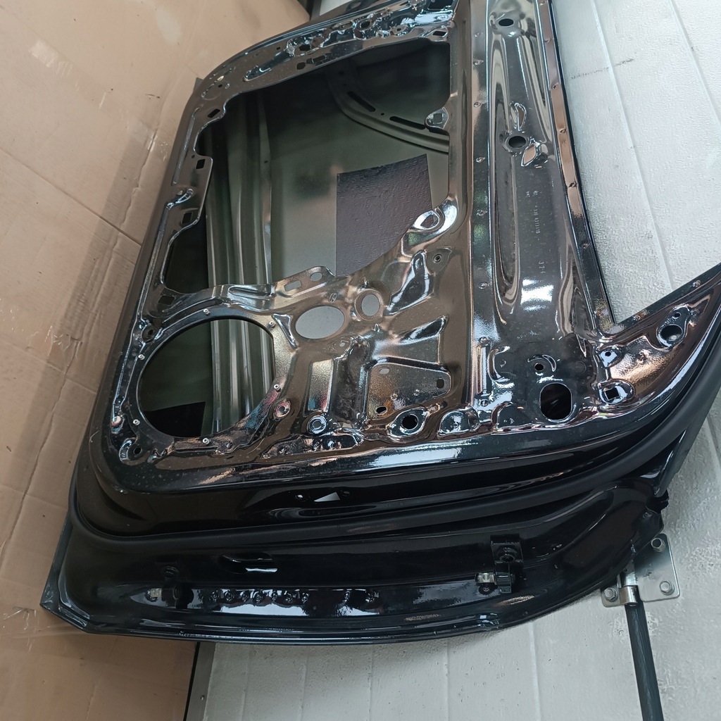 фото №11, Двері лівий перед vw passat b9 24- 3j0831311b