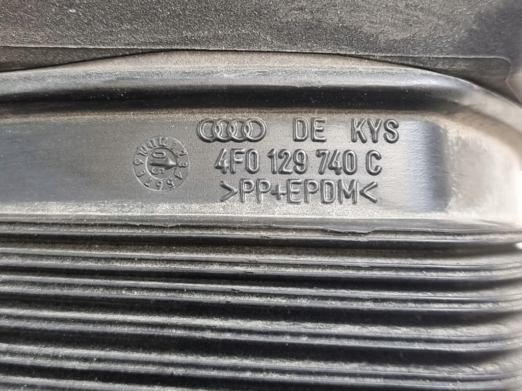 фото №12, Audi оригінальний номер 4f0133835h корпус фільтра повітря