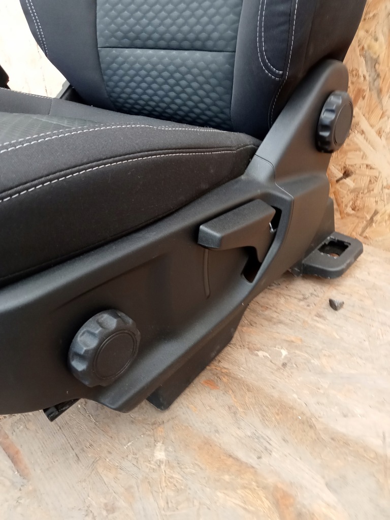 фото №10, Ford kuga mk3 сиденья заднее сиденье обшивки europa