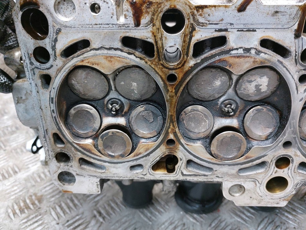 фото №10, Головка + валы audi a4 b6 2.0 20v alt 130km 06b103127p