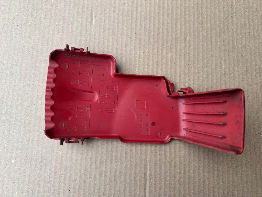 Citroen peugeot защита клеммы плюсовой 9662286280 Оригинал