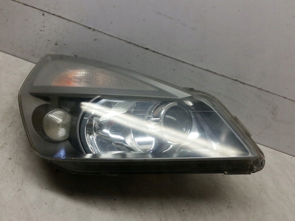 фото №2, Лампа перед права ксенон renault espace iv 02-06 eu