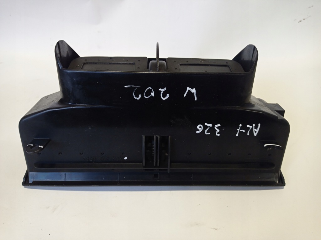 фото №5, Решітка обдув середня mercedes w202 2028300554