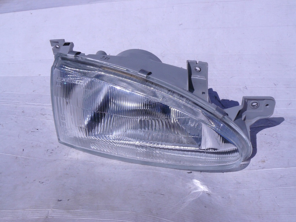 фото №10, Hyundai coupe лампа передняя правая mk1 i
