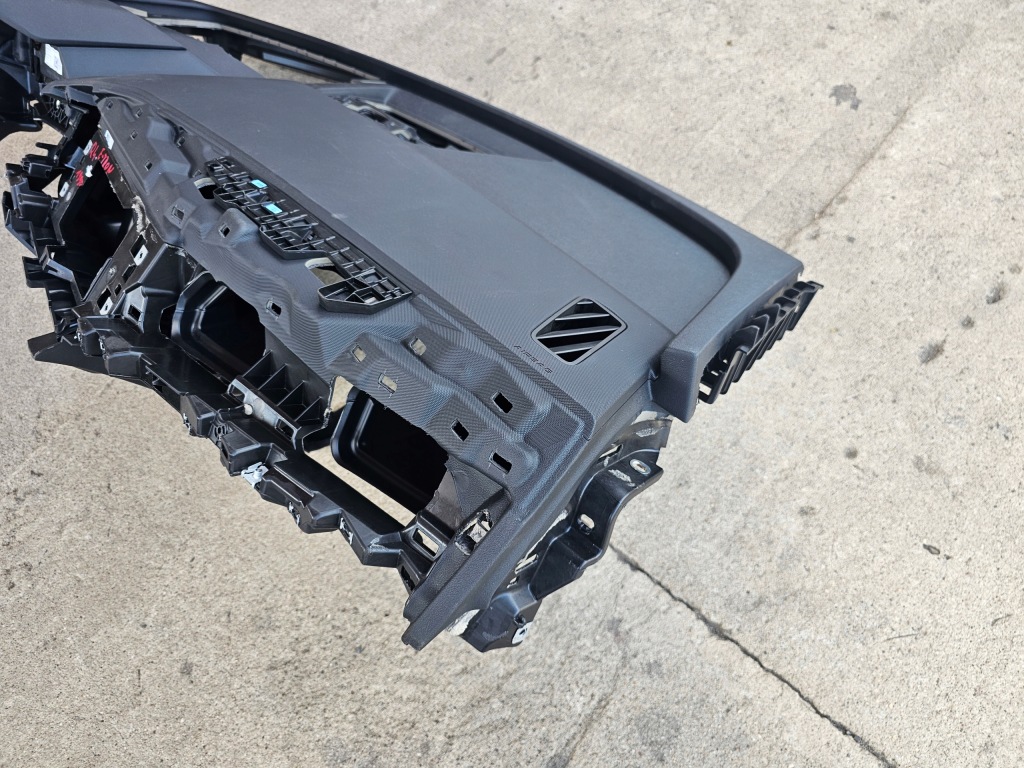 фото №8, Audi q4 e-tron 89b приборная панель консоль приборная head up 89b857001a