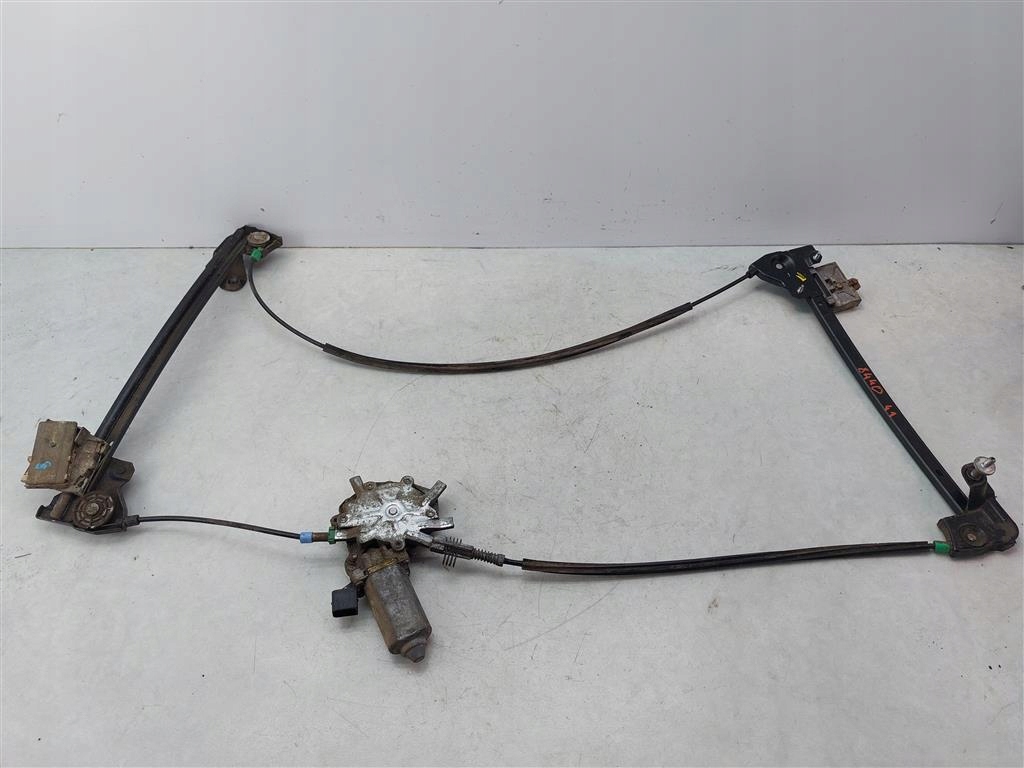 фото №1, Механизм подъёма стекло крышки задняя freelander i