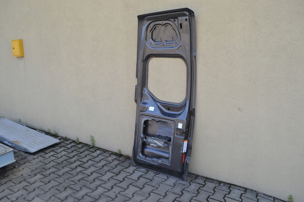 фото №11, Дверь правый задняя правое задние transit custom высокий