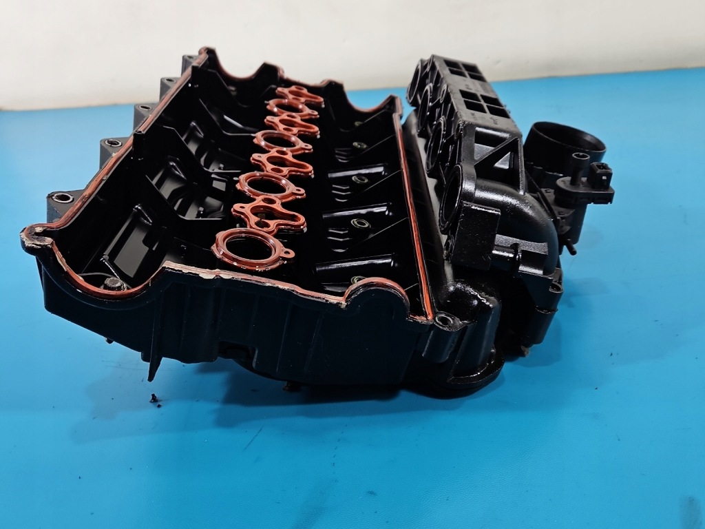 Крышка клапанов renault espace iv 2.2 dci 02-06 с Разборки