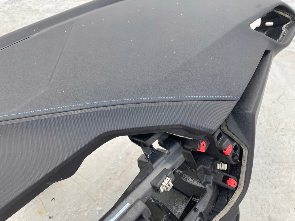 фото №9, Bmw 1 f40 f44 панель приладів панель приладів консоль подушки безпеки ремені