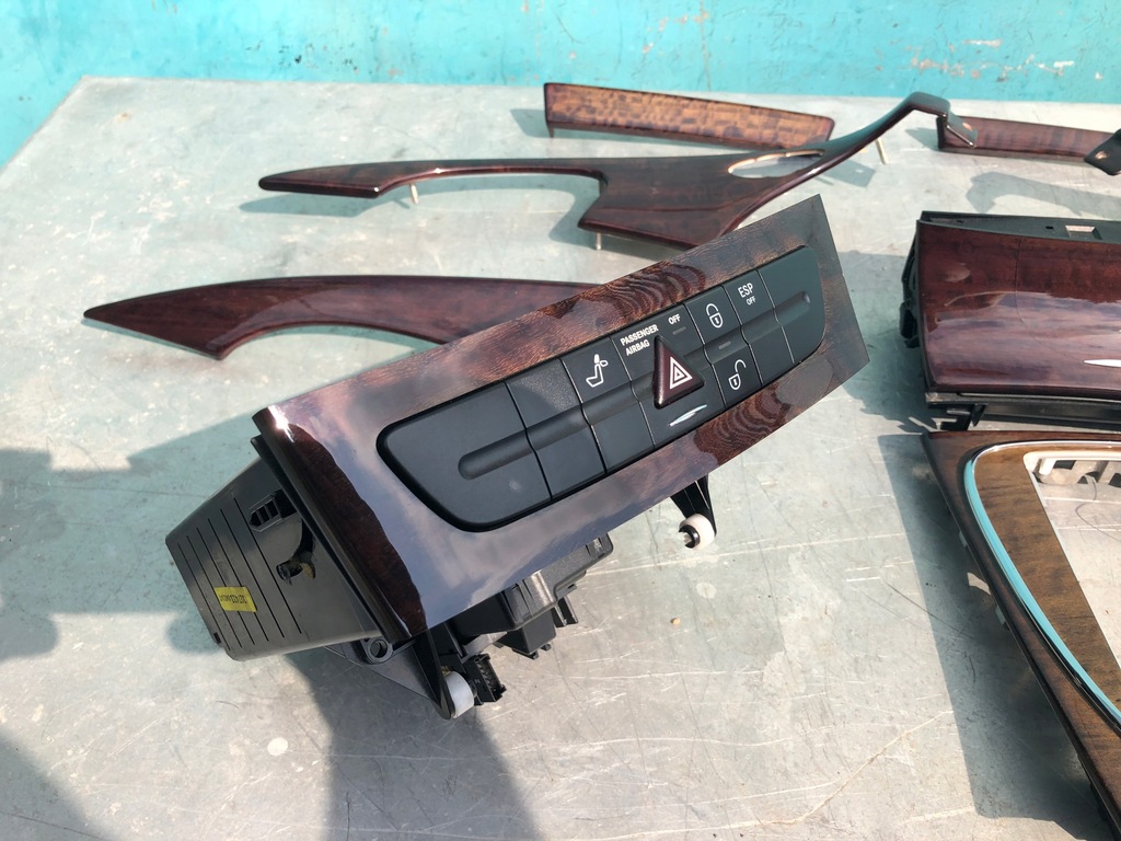 фото №4, Mercedes w211 drewno декори classic комплект