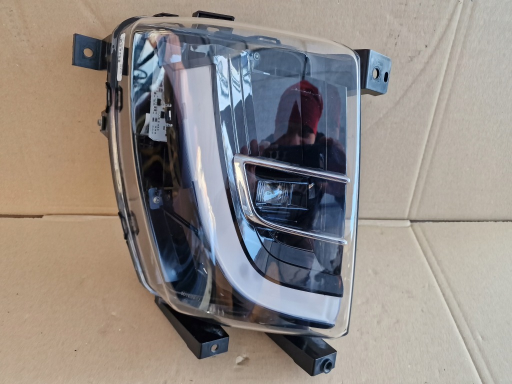 Купить Tesla x противотуманная фара правый led drl 1034331-00-b