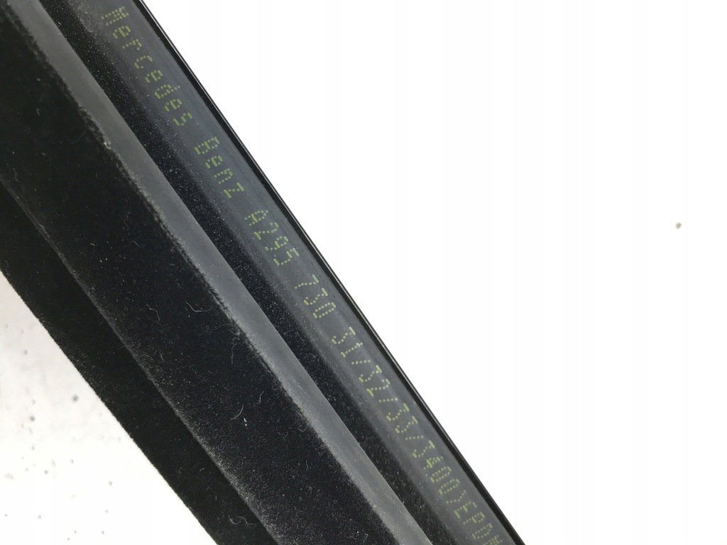 фото №7, A2957303100/3200/3300/3400 mercedes eqe w295 a295 молдинг прокладка стекло