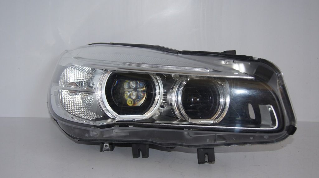 фото №1, Bmw 2 f45 tourer led лампа правая