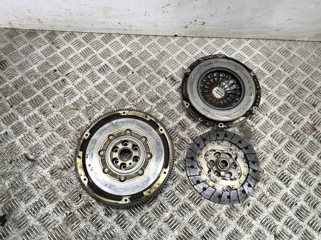 фото №1, Volkswagen t-roc 2018 комплект сцепления