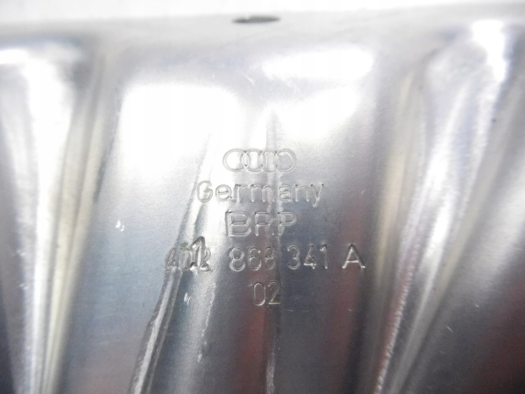 фото №6, Кронштейн подлокотник audi a8 d2 4d1868341a