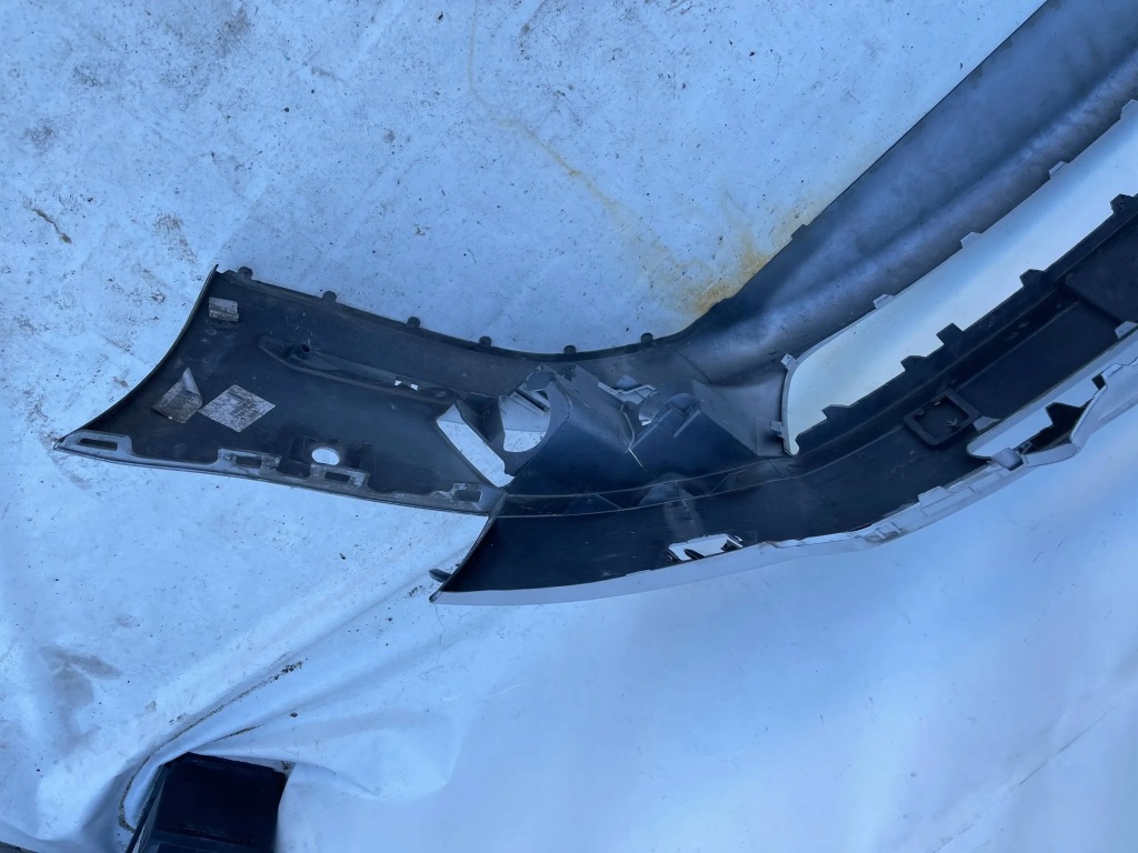 Бампер citroen c5 iii 2008 перед передний Оригинал