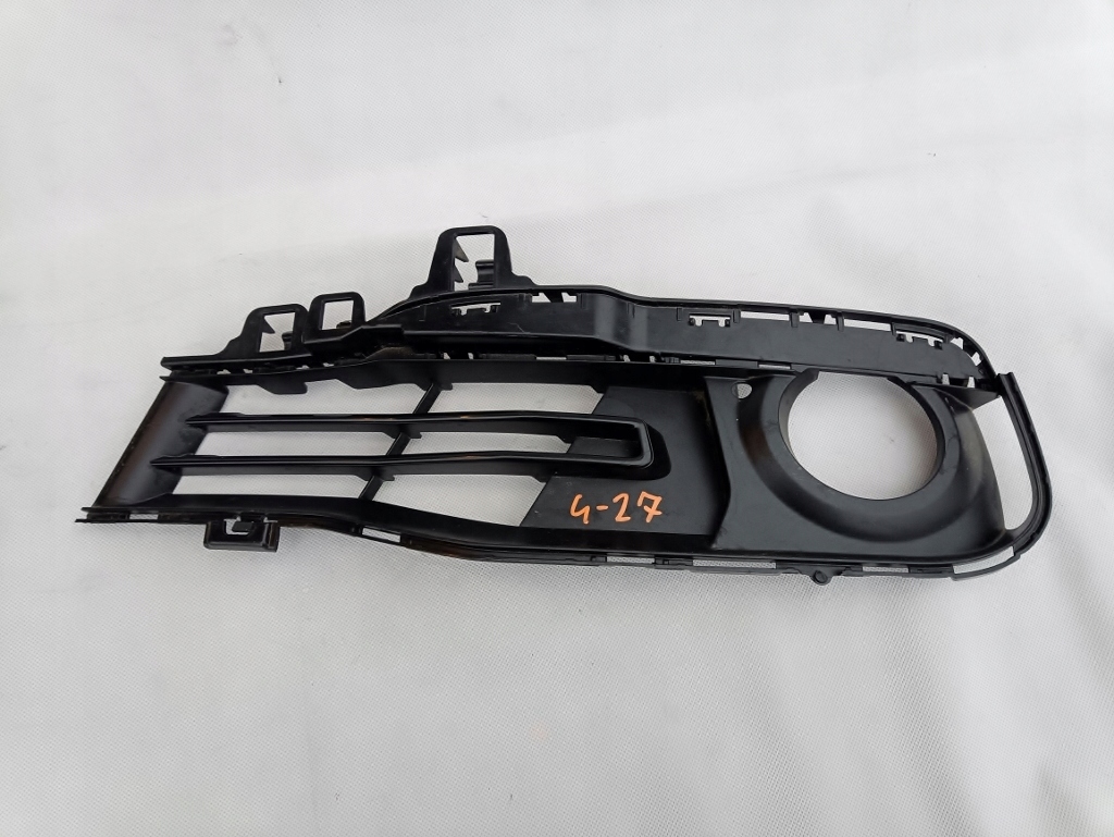 Купити Bmw f30 f31 решітка бампера 7396877 рестайлінг