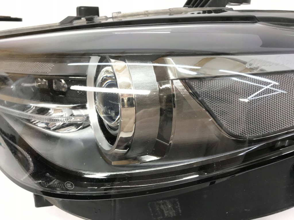 Alfa romeo giulia 16- фара левая передняя перед bi ксенон led 50558651 Киев