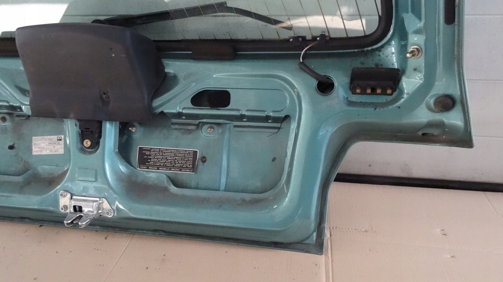 фото №14, Fiat uno крышка багажника задняя 305