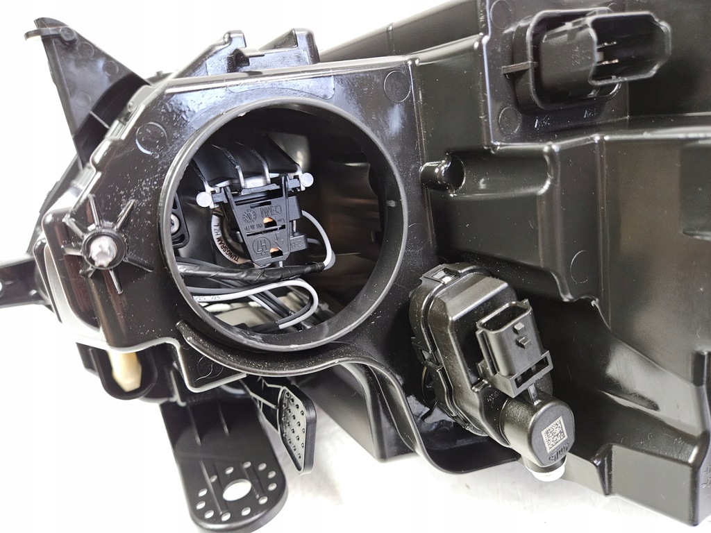 фото №15, Левая лампа перед dacia logan sandero jogger iii 3 260607161r europa идеальное состояние