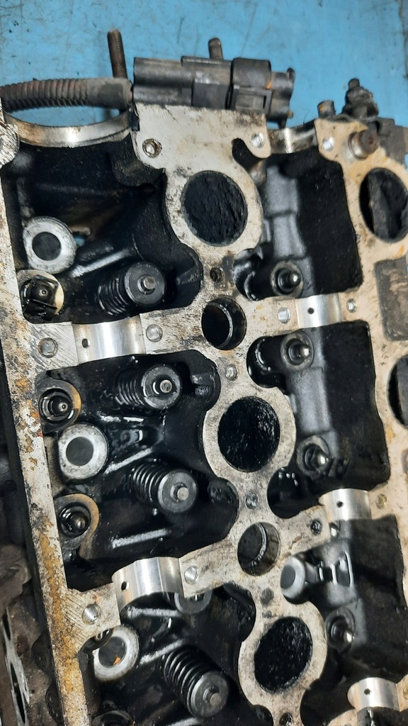 фото №4, Головка двигателя 9634559710 peugeot 807 2.2 hdi