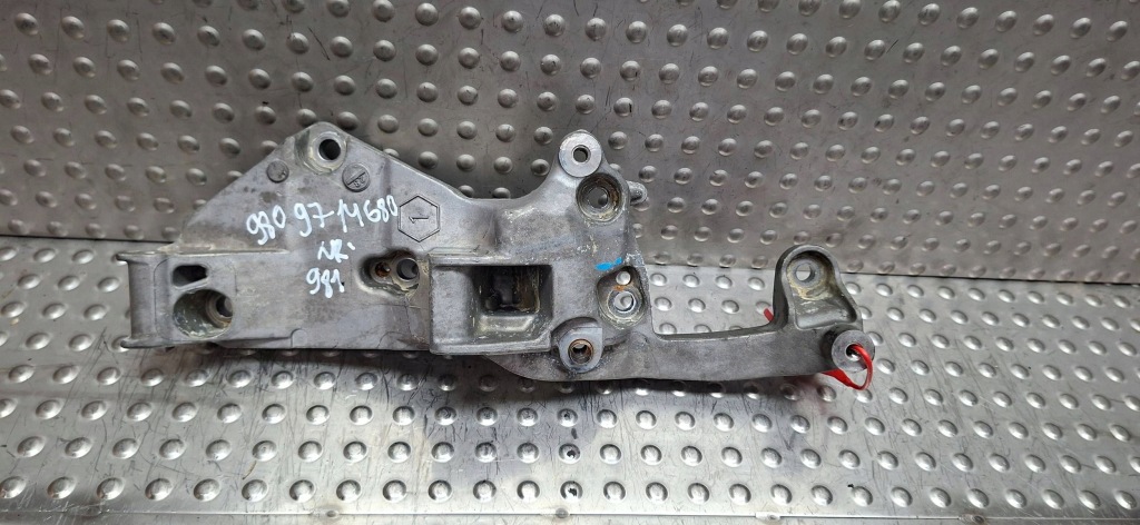 Купить Кронштейн генератора 9809714680 peugeot 208 2 1.2 thp 2019-