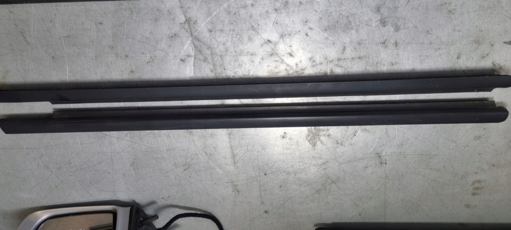 фото №1, Накладки уплотнитель дверь do w 164