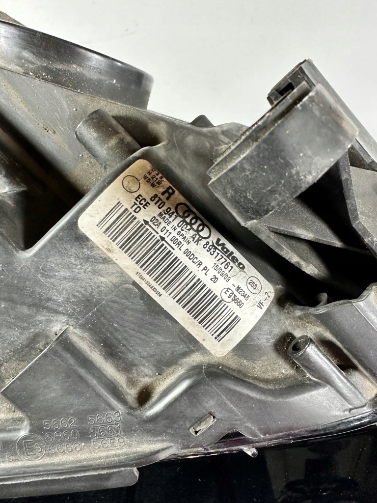 A5 8t ксенон led фара правый  левая некрутящаяся 8t0941003ak 8t0941004ak Доставка