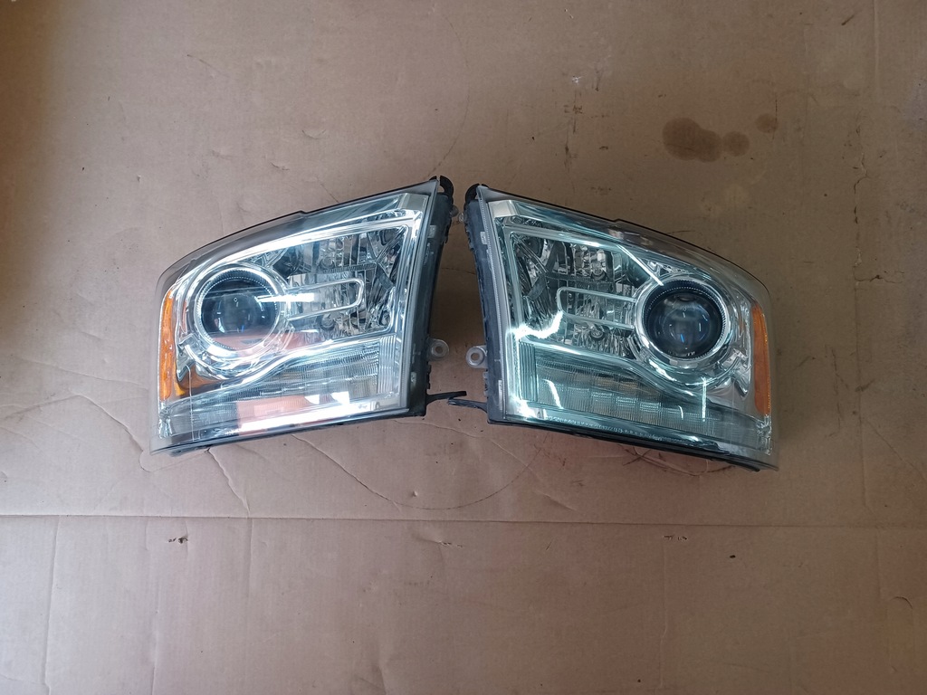 фото №1, Dodge ram лампы передние