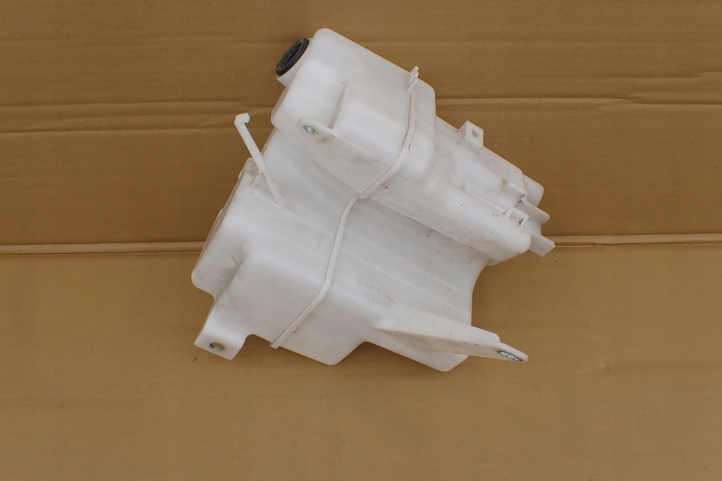 фото №8, Бачок омывателя toyota camry viii 18-