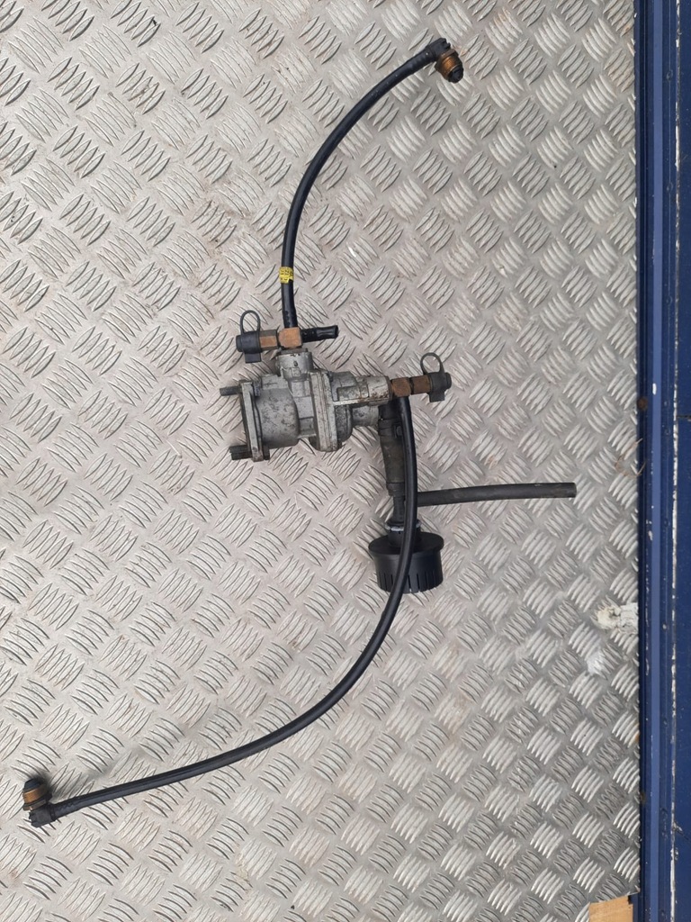 фото №1, Клапан тормоза roboczego mercedes atego