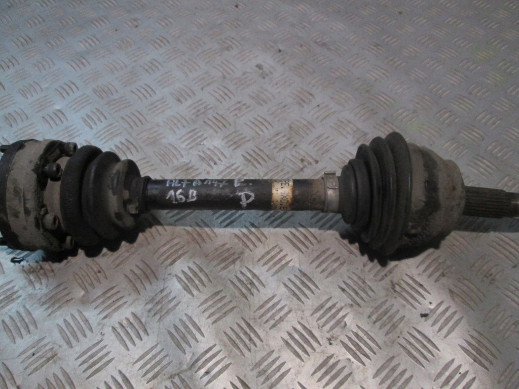 фото №1, Приводной вал правая шарниры alfa romeo 147 1.6 ts