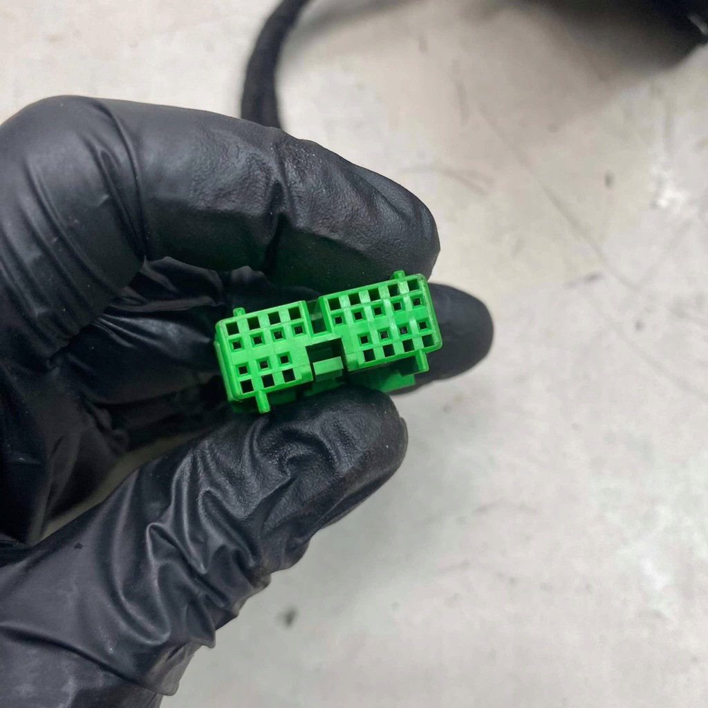 фото №7, Дзеркало праве зовнішнє 9-pin s60 i v70 ii