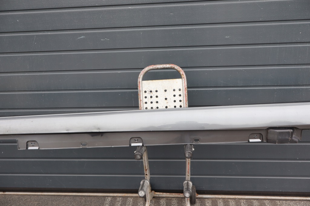 Молдинг порог порог левая mercedes e-klasa amg w213 a2136900102 a2136909701 Киев