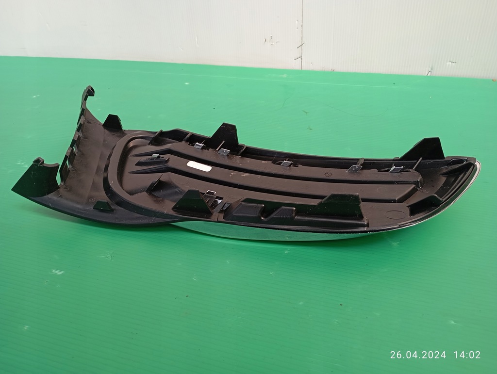 фото №7, Решётка бампера правая передняя citroen c3 picasso 08-12 9682332377