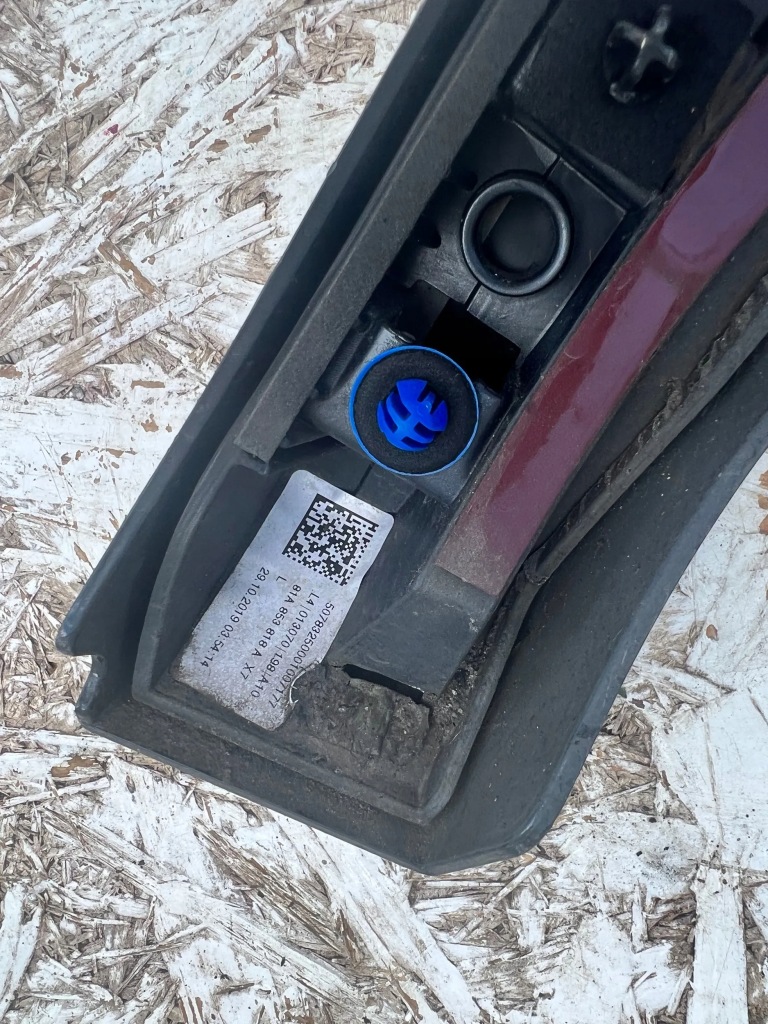 фото №11, Молдинг накладка крыла правая задняя audi q2 81a