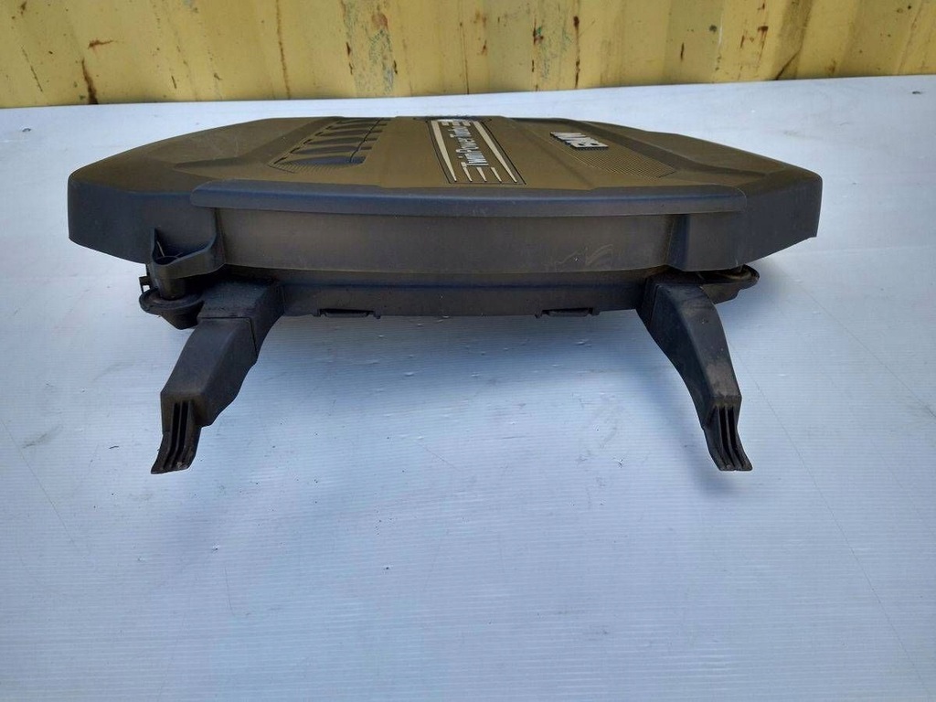 фото №8, Bmw x5 e70 корпус фильтра воздуха + защита двигателя 7811027