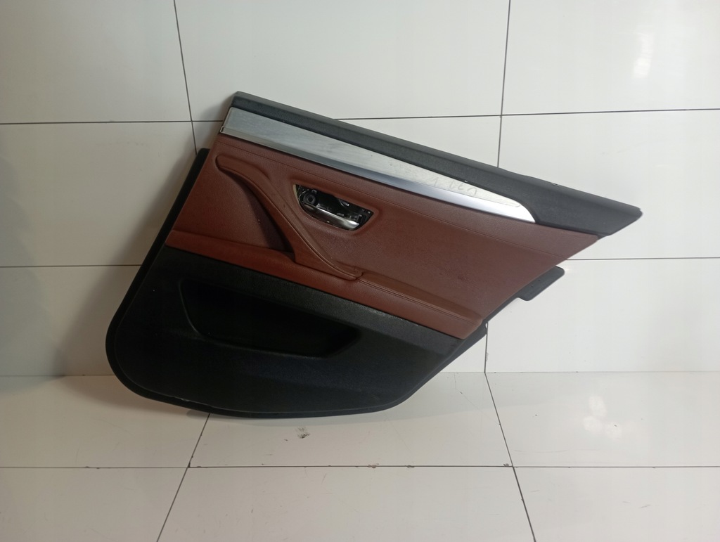 фото №1, Обшивка правый задняя задний bmw f11 ambiente