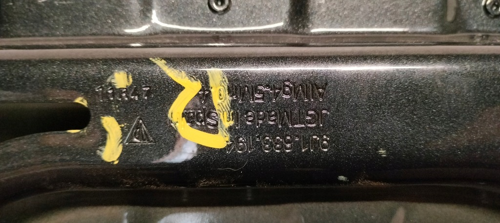 фото №6, Двері праве задня porsche taycan 9j1