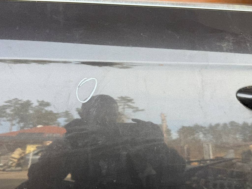 Дверь правый задний  задние passat b6 белый podlaska седан lc8z белый podlaska / Недорого