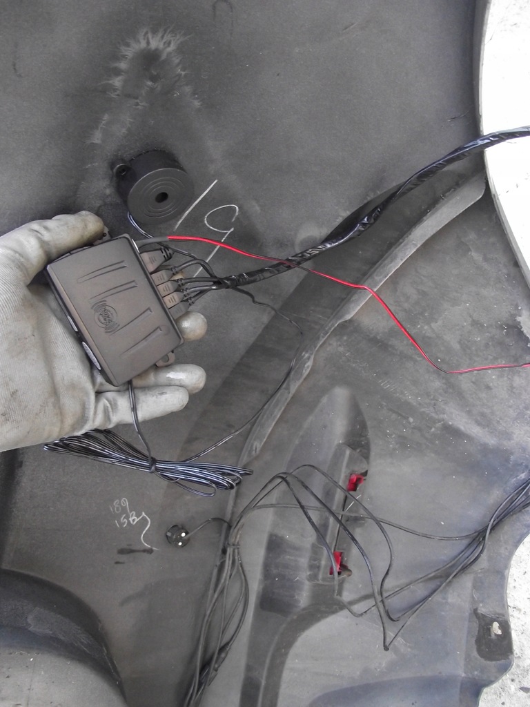 фото №9, Бампер задняя задний dacia duster i 13r pdc tek23