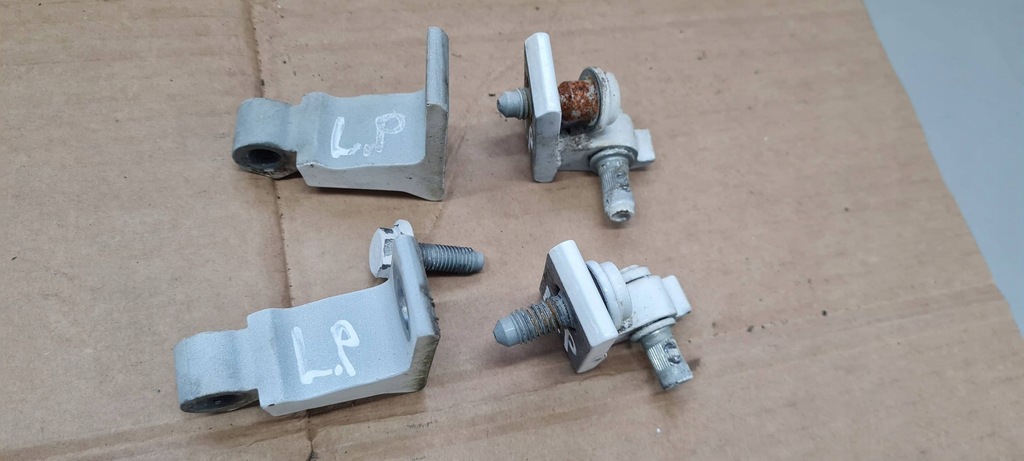 фото №1, A7 4g s7 петля петли дверь левая левый перед передние комплект ly9c