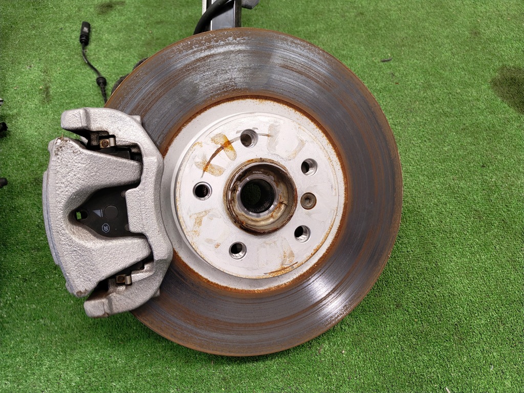 фото №8, Bmw x2 f39 подвеска перед правое левая рычаг поворотный кулак амортизатор 6876853 6876854