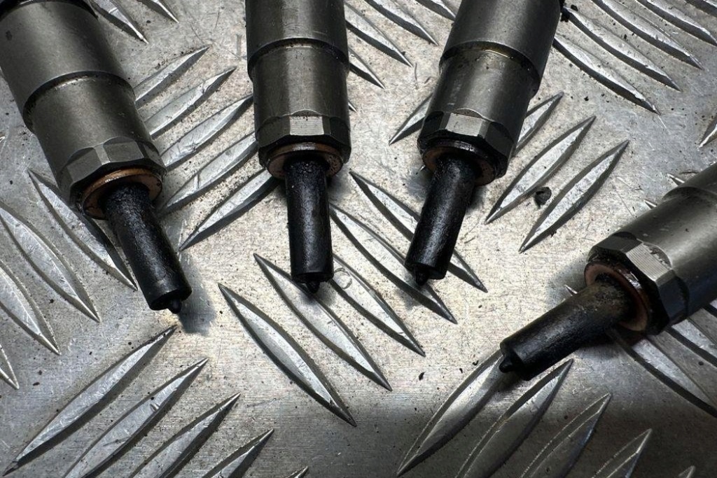 фото №12, Комплект форсунок vw tiguan 5n_ 03l130277 2.0l дизель 81kw 2014